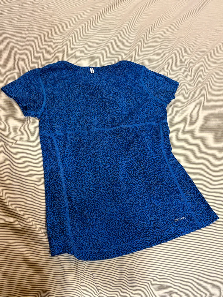 Nike T-shirts, size XS / 34 / 6, photo 4