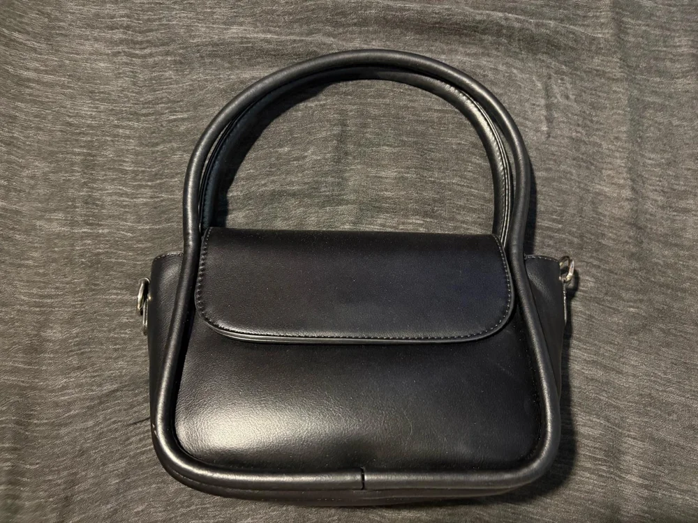 Pixi Handbags