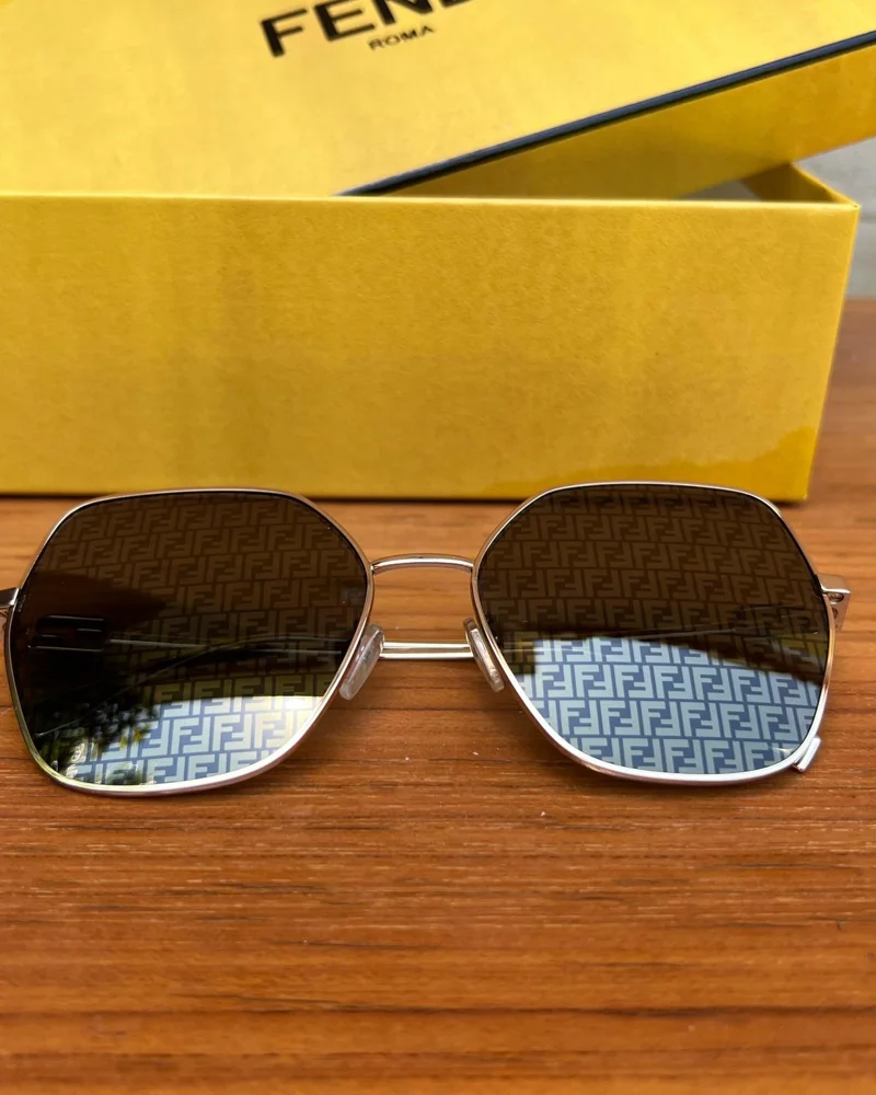 Fendi Sunglasses, size One size, photo 2