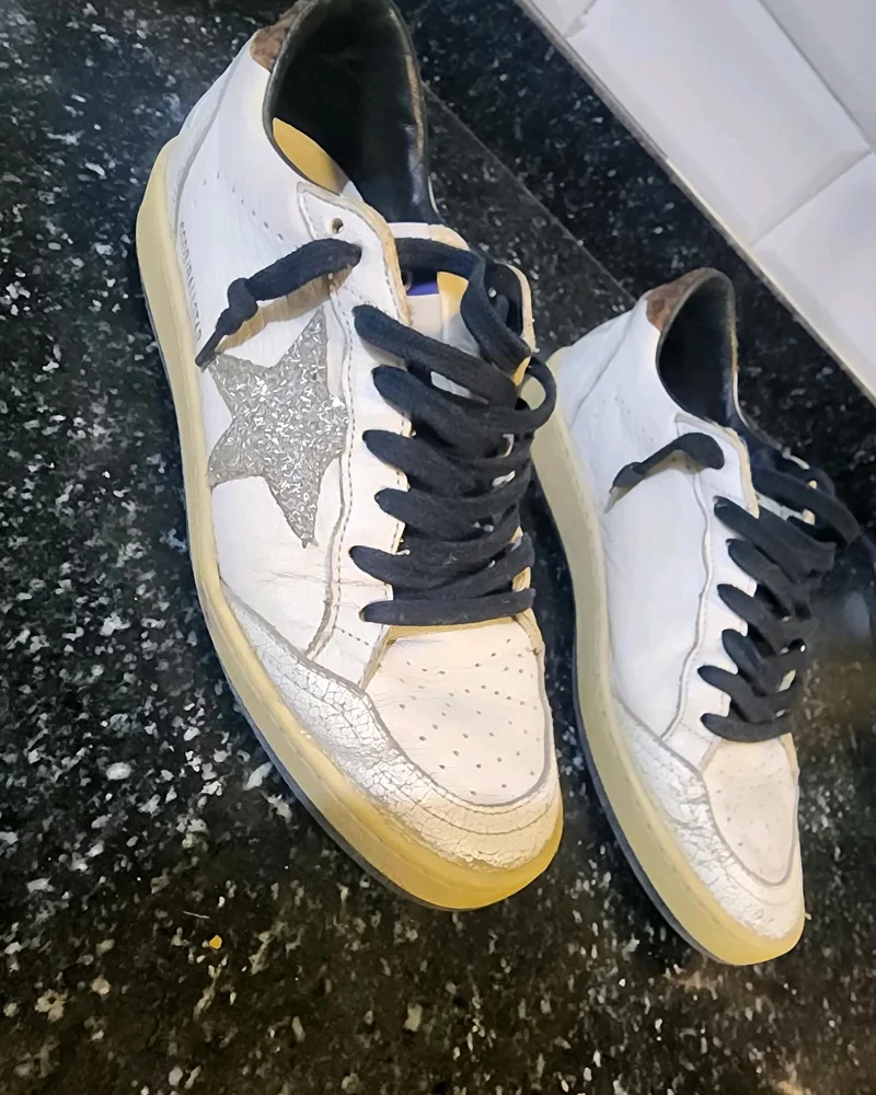 Golden Goose Sneakers