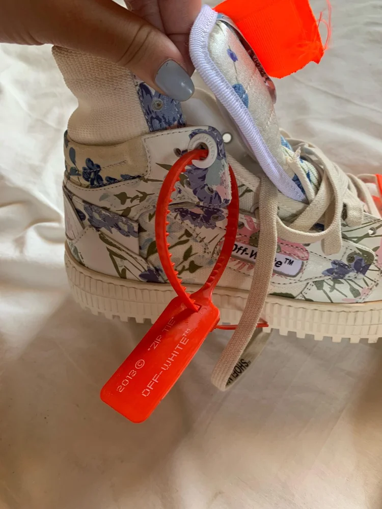 Off-White Sneakers, size 40, photo 6