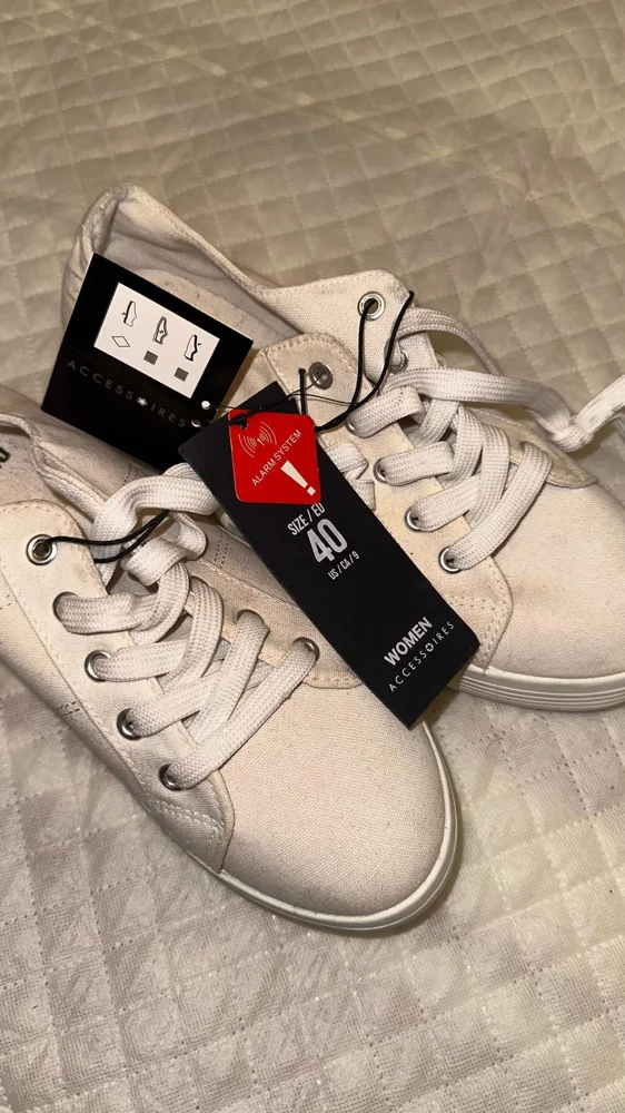 New Yorker Sneakers