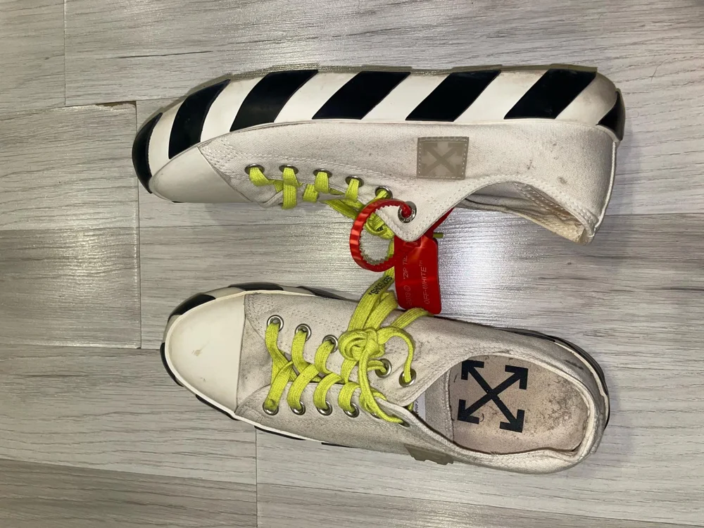 Off-White Sneakers, size 42, photo 2
