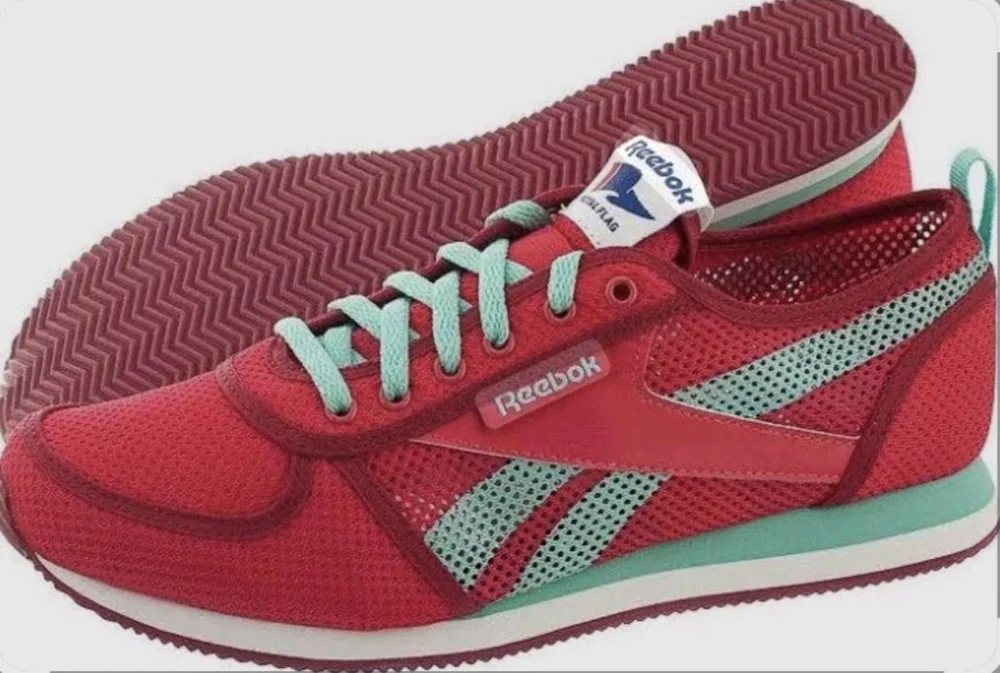 Reebok Sneakers