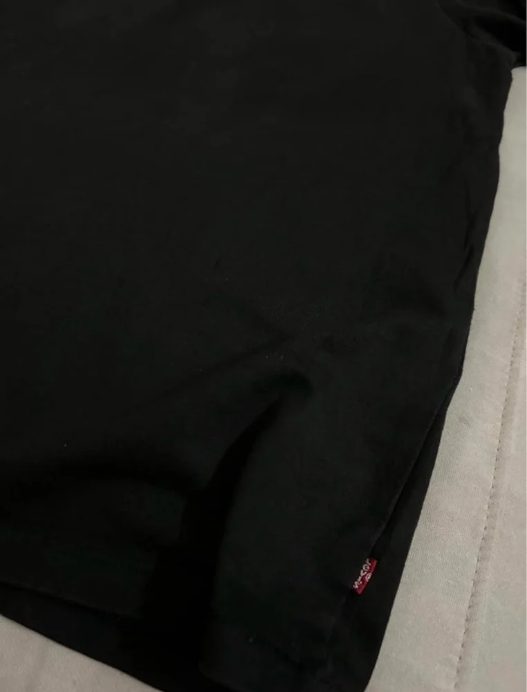 Levi's T-shirts, size L, photo 4