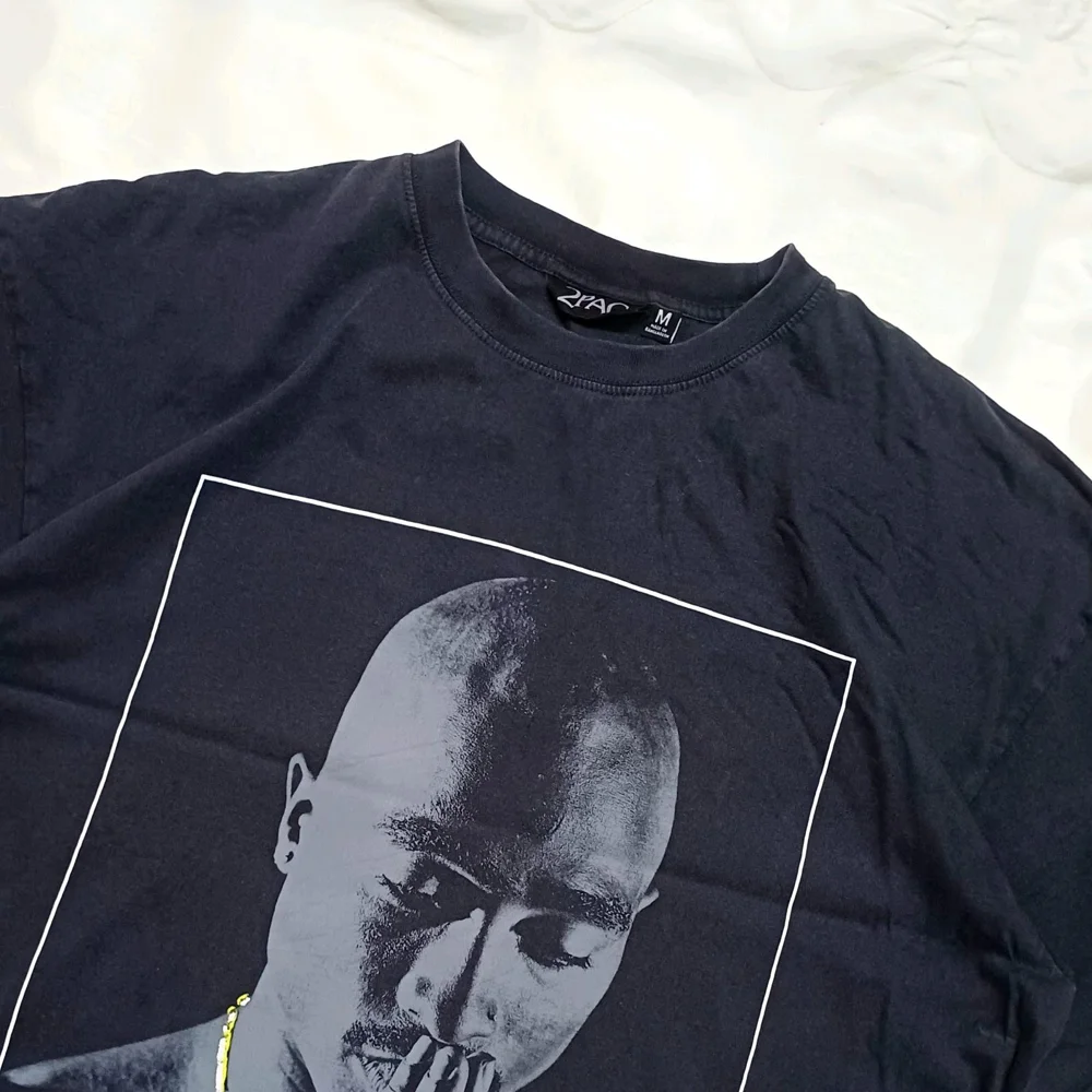 T-shirts, size L, photo 2