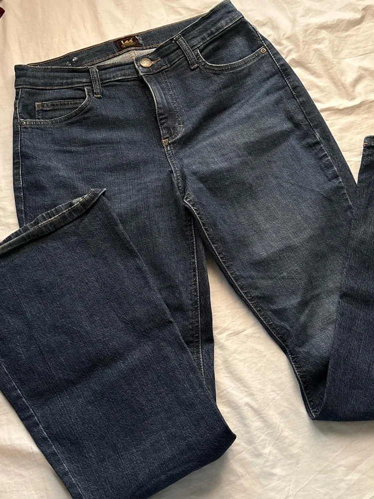 Lee Jeans