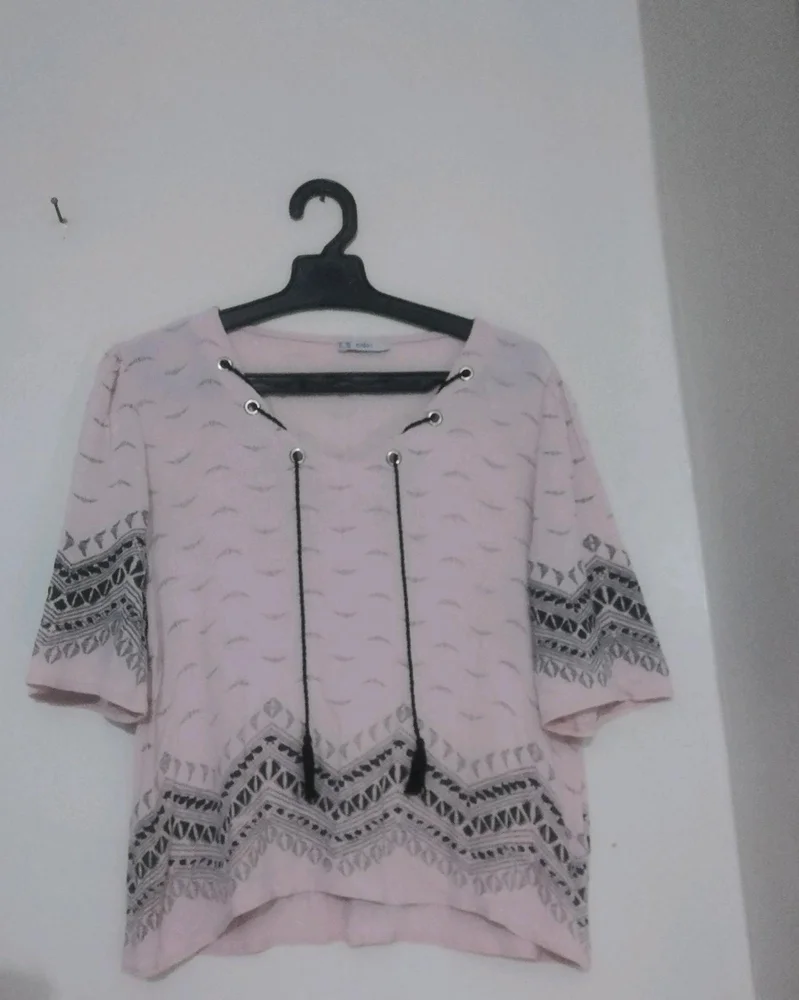 lobio Blouses