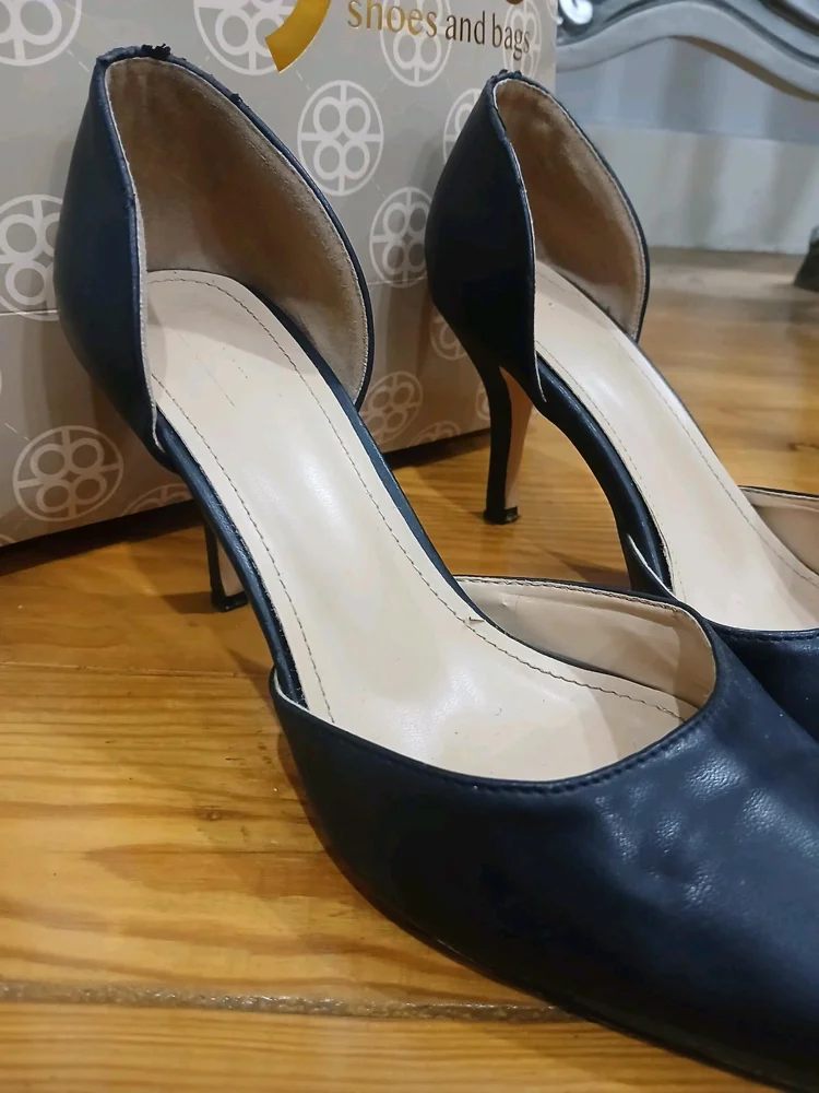 deja vu Stiletto Heels, size 39, photo 3