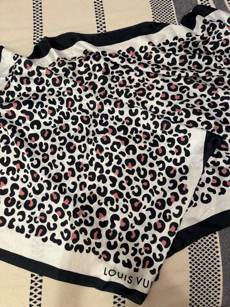 Scarves, size Other, photo 2
