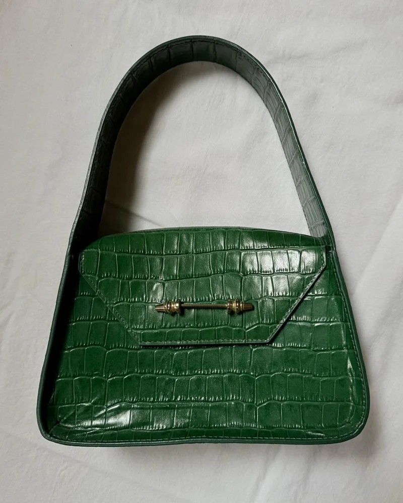 Okhtein Shoulder Bag