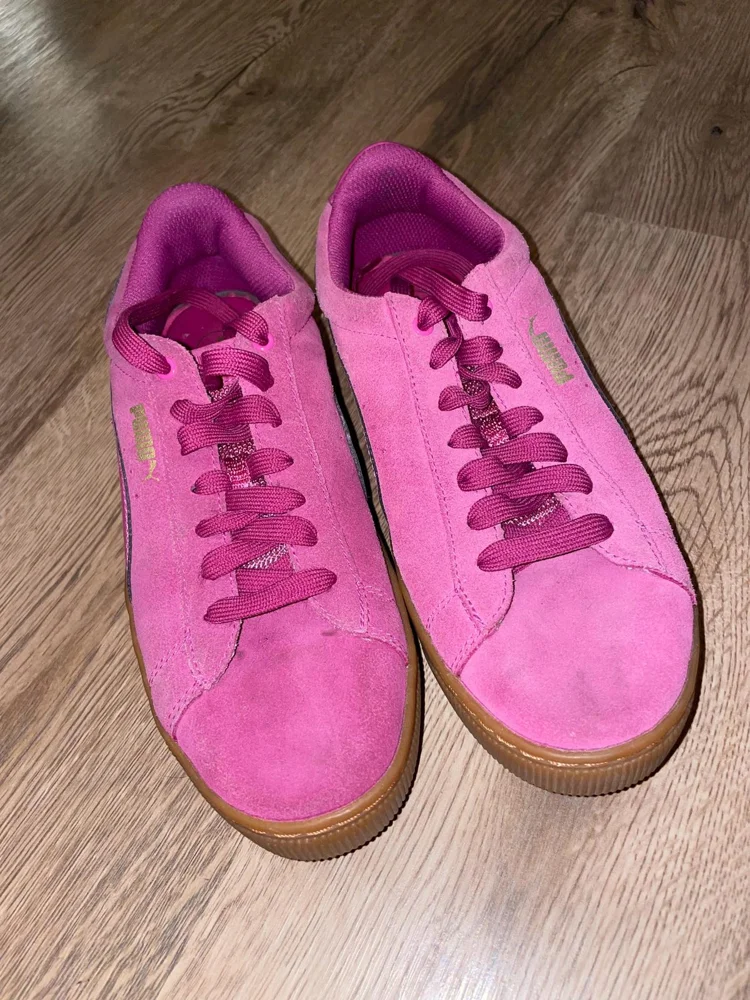 Puma Sneakers
