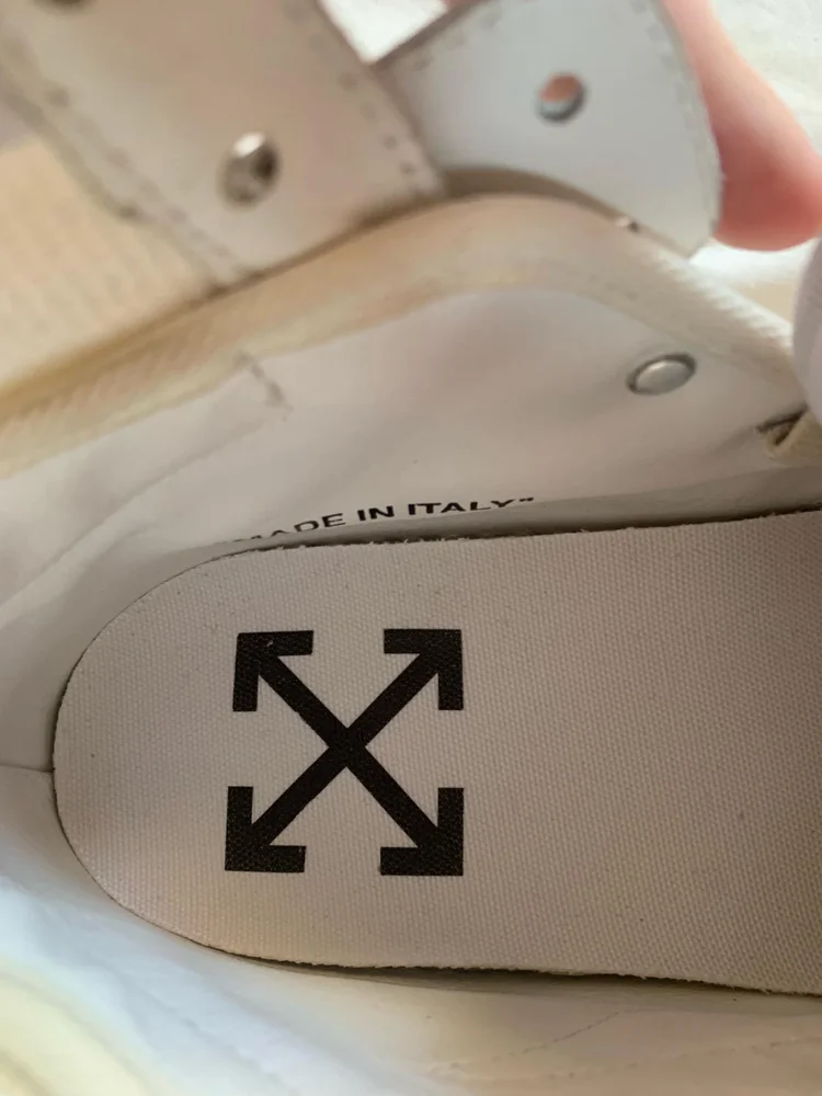 Off-White Sneakers, size 40, photo 3