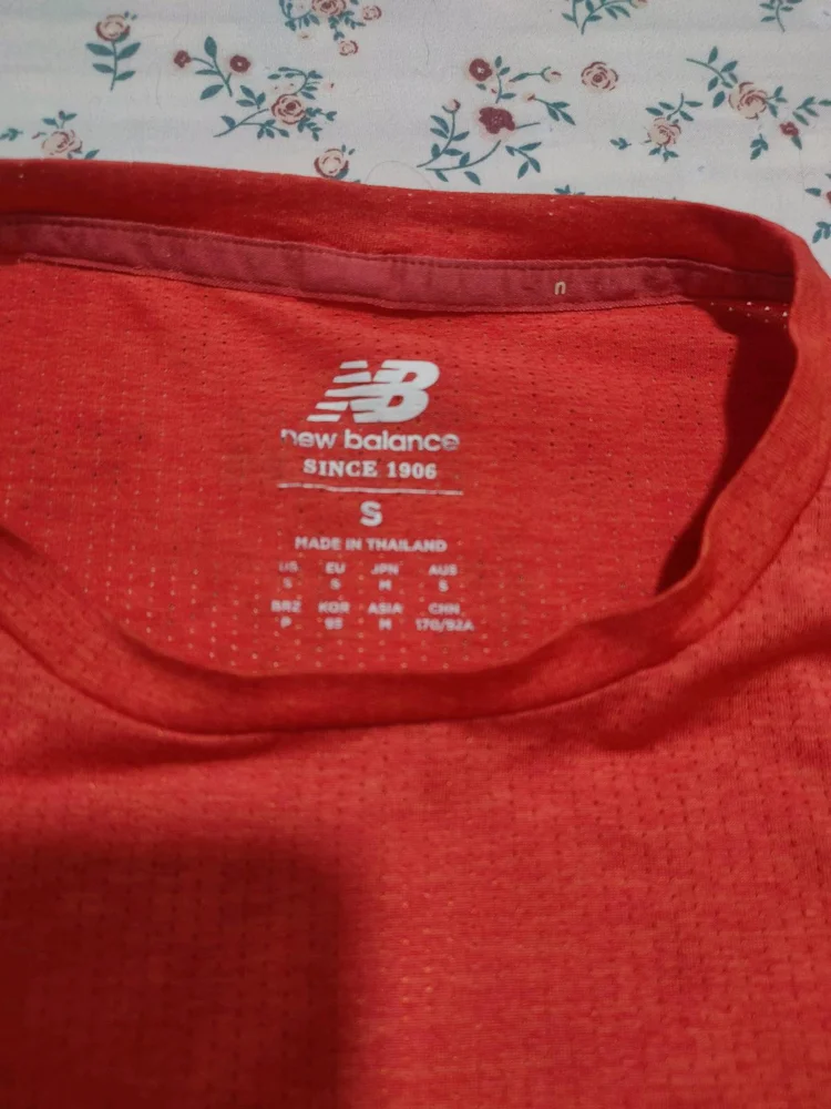 New Balance T-shirts, size S, photo 2