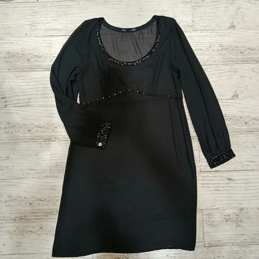 Midi Dresses