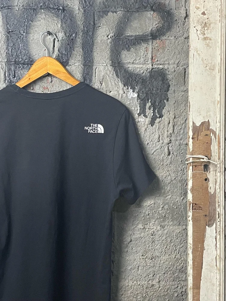 The North Face T-shirts, size S, photo 4