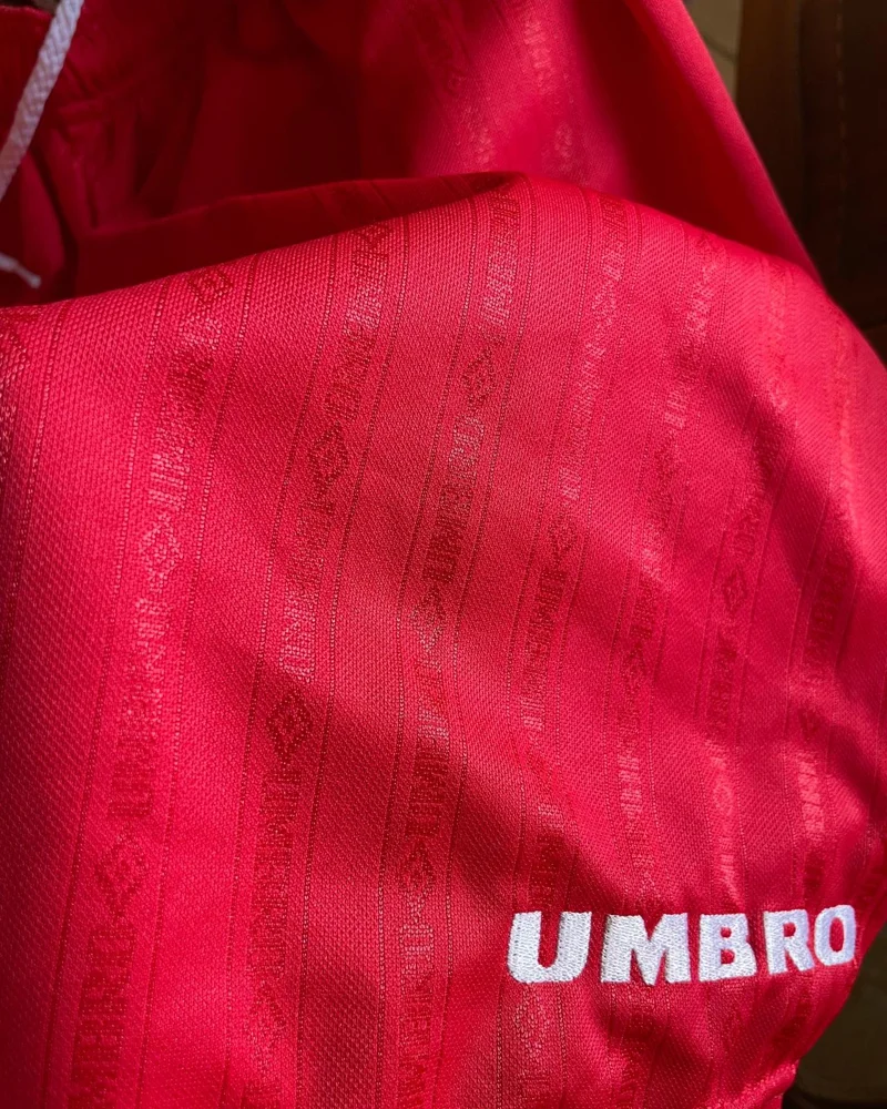 Umbro Shorts, size M, photo 3