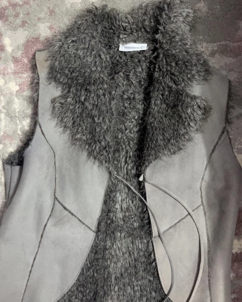 Yessica Vests