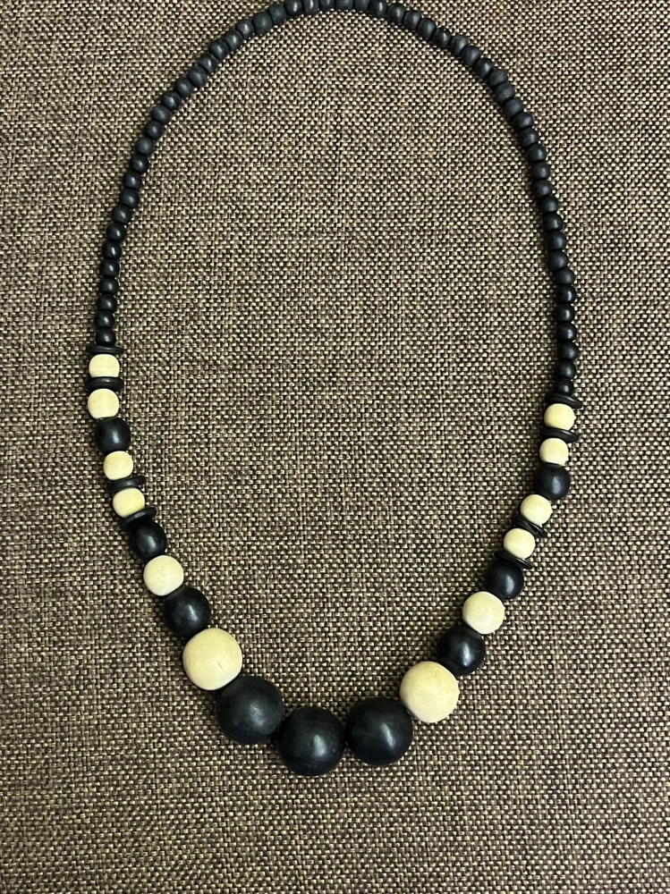 Local Necklaces