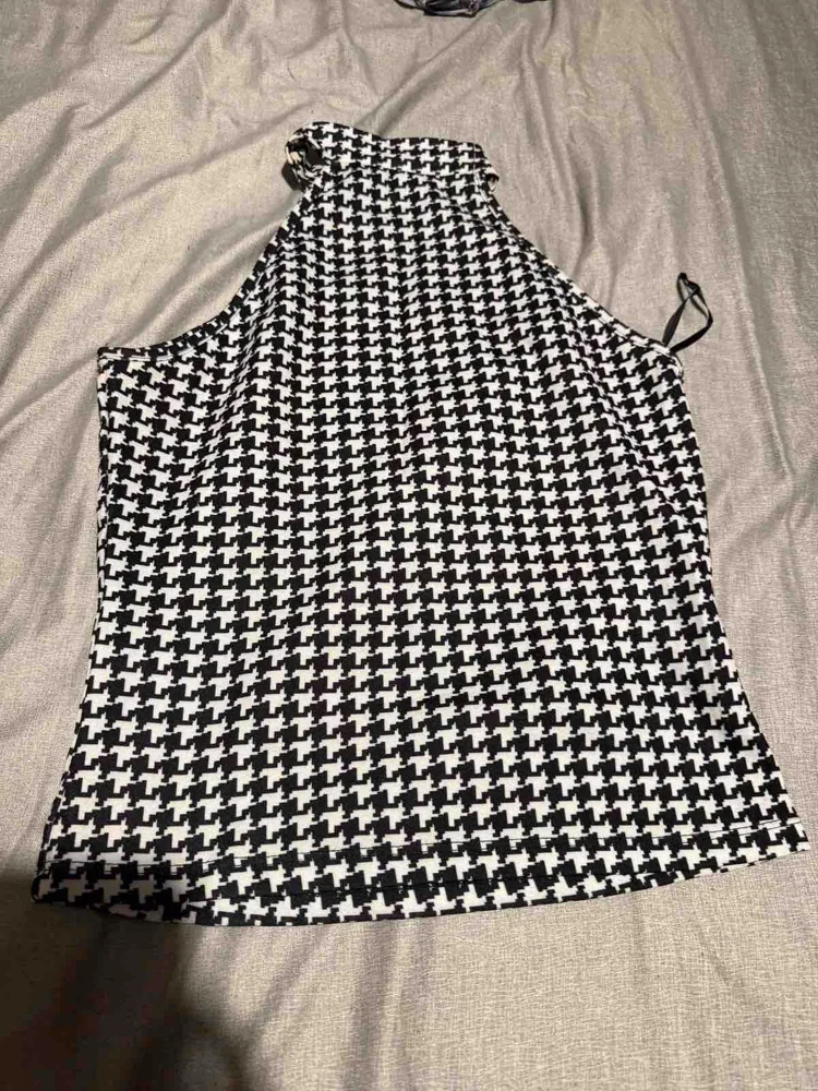 Shein Halter Tops, size XS / 34 / 6, photo 3