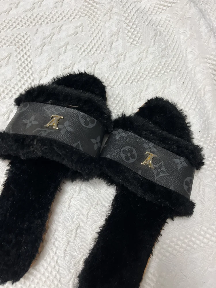 Louis Vuitton Flip-flops, size 39, photo 3