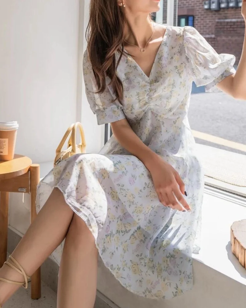 Dazy Midi Dresses