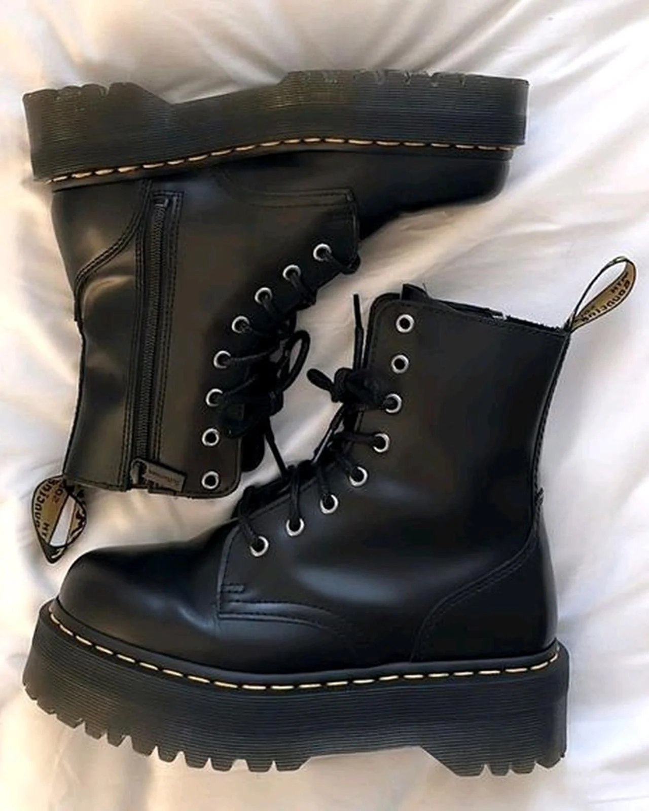 Dr. Martens Boots, size 36.5, photo 1