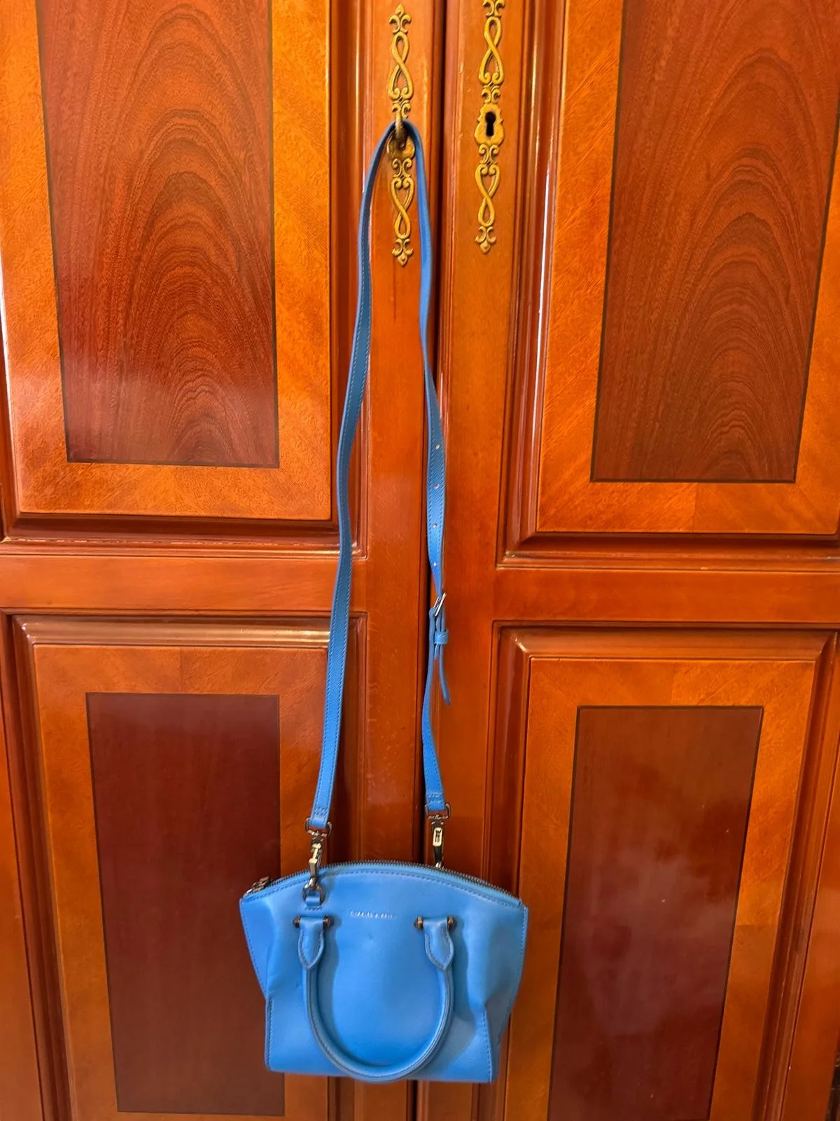 Charles & Keith Shoulder Bag, size One size, photo 1