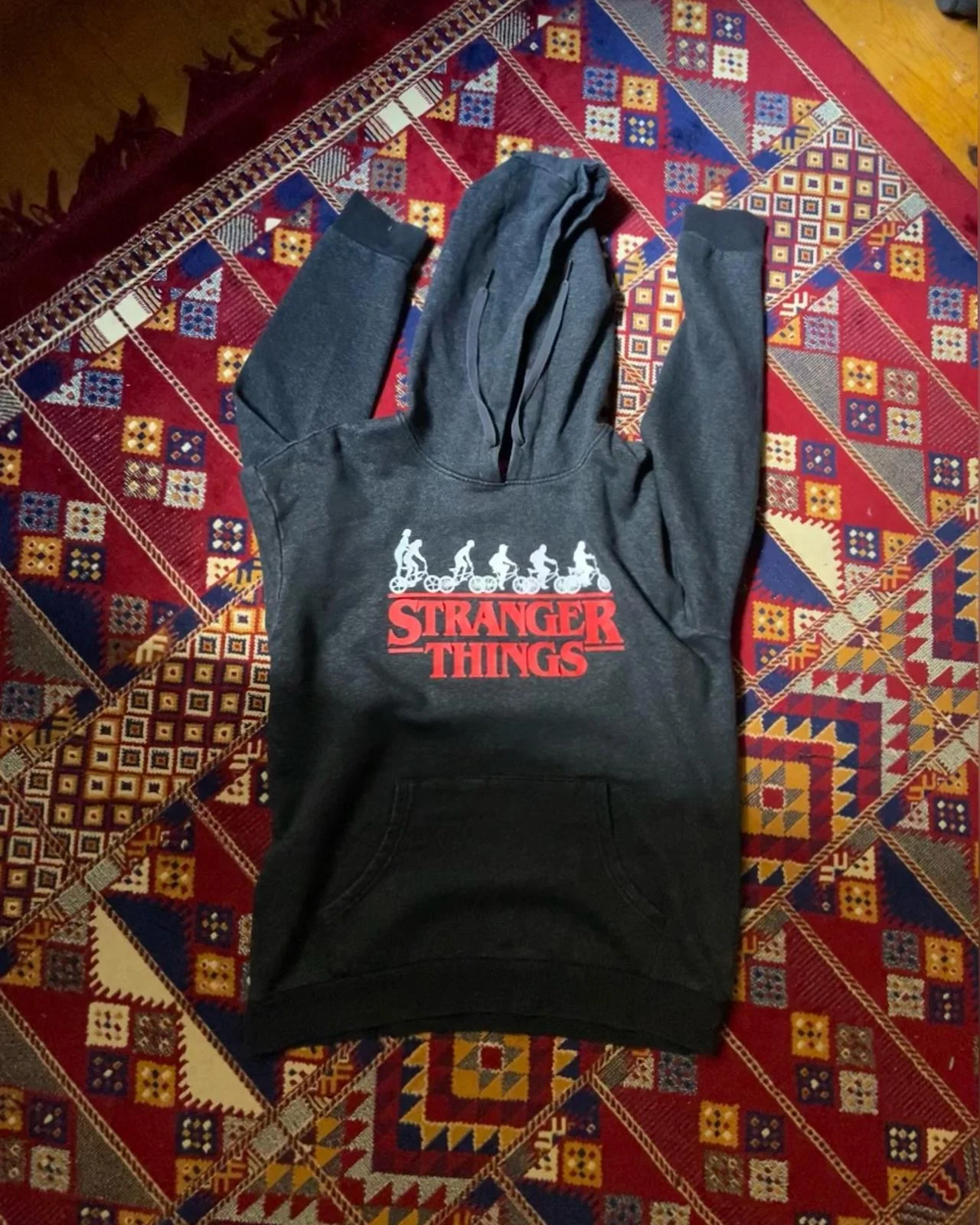 Stranger Things Sweaters, size M, photo 1