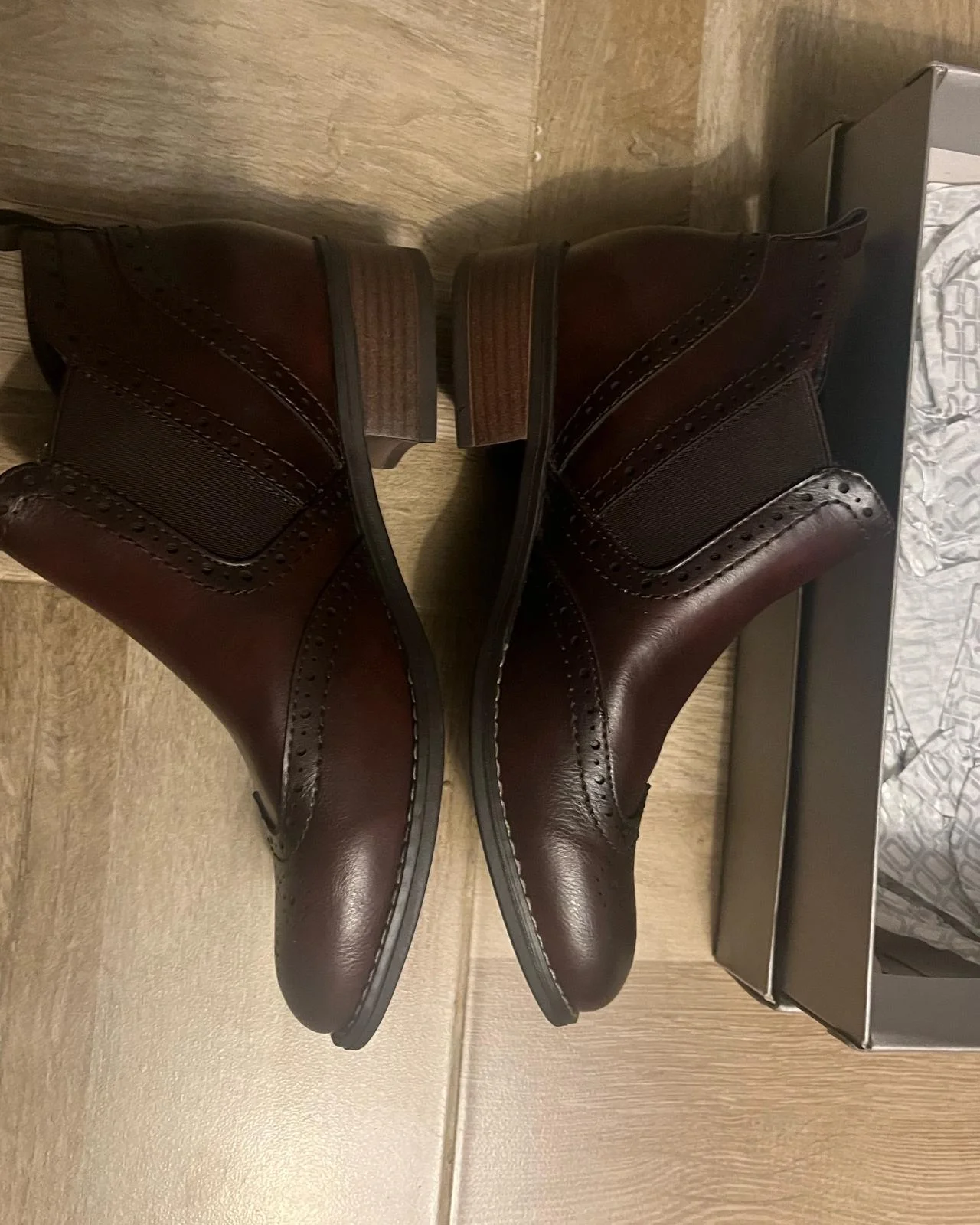 Graceland Flats, size 37, photo 1