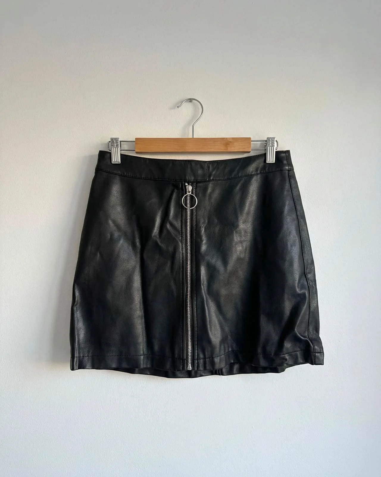 Forever 21 Skirts, size S / 36 / 8, photo 1