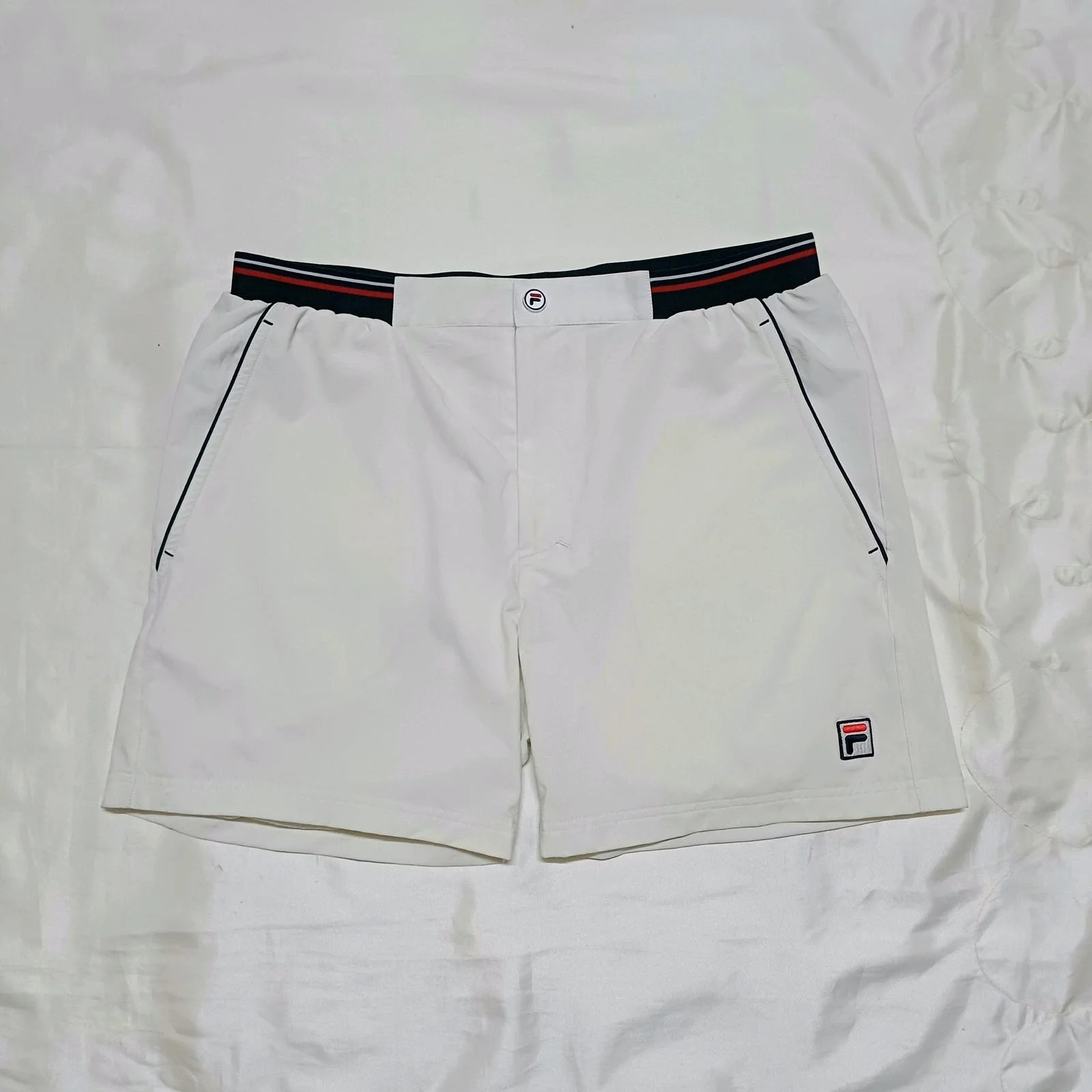 FILA Shorts, size L, photo 1