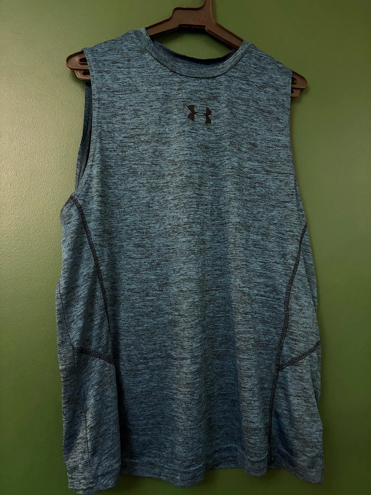 Under Armour Tank Tops, size S, photo 1
