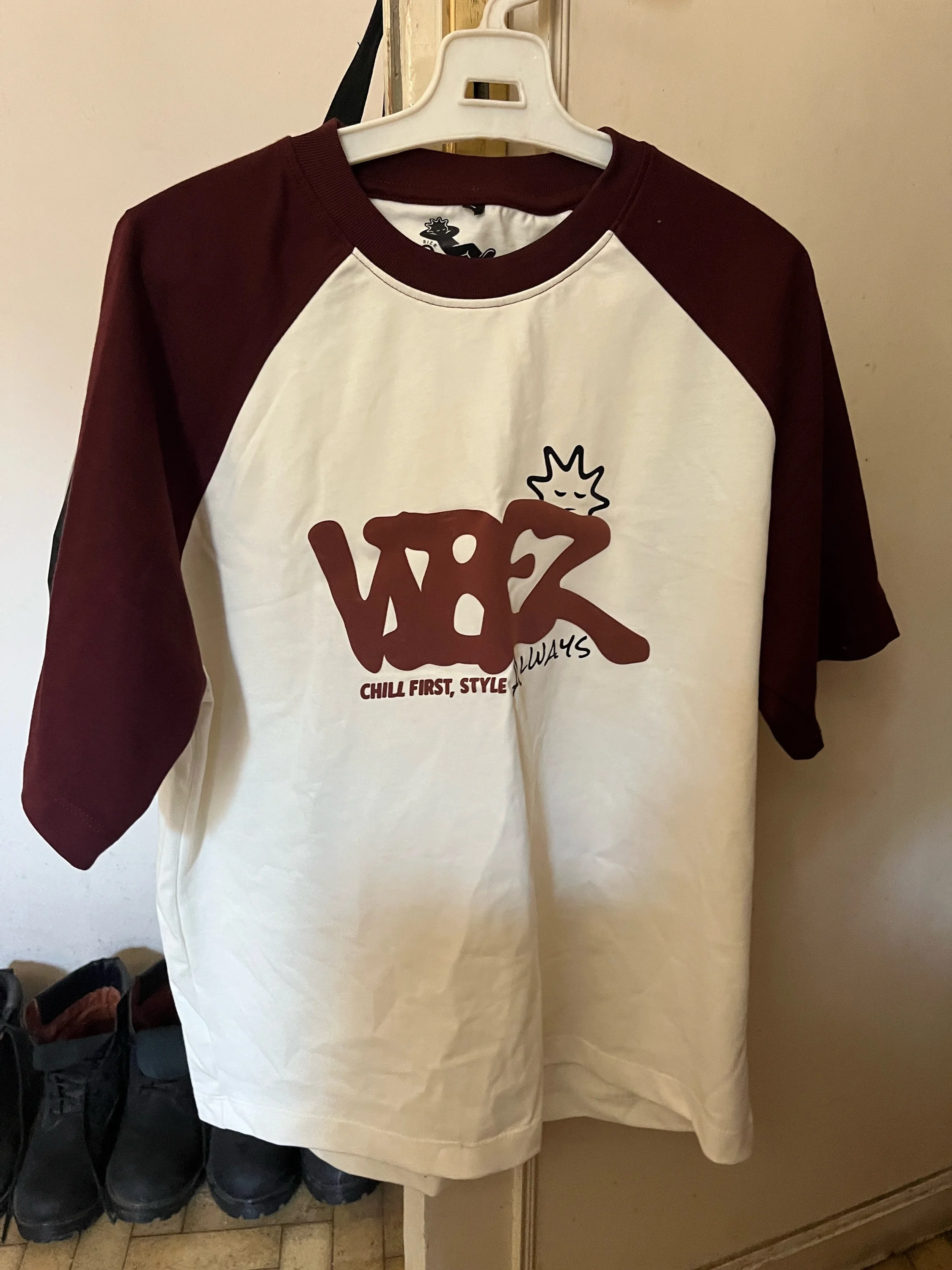 local brands T-shirts, size S, photo 1