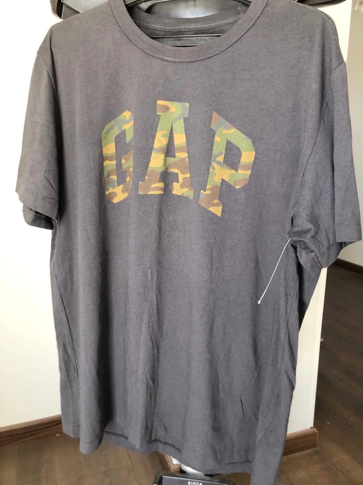 GAP T-shirts, size L, photo 1