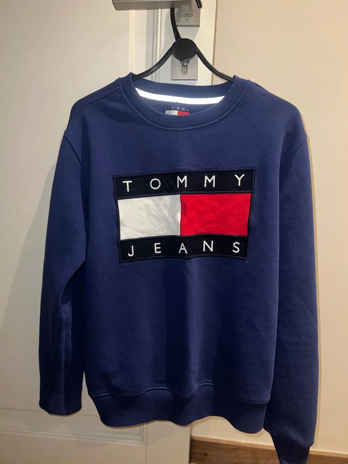 Tommy Hilfiger Sweatshirts, size M, photo 1