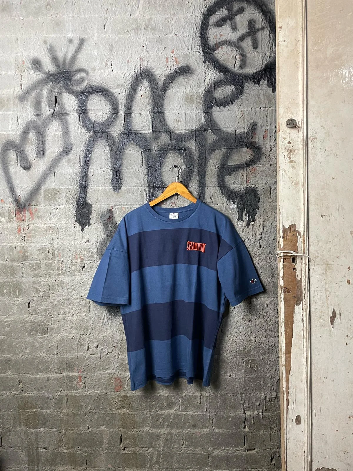 Champion T-shirts, size L, photo 1