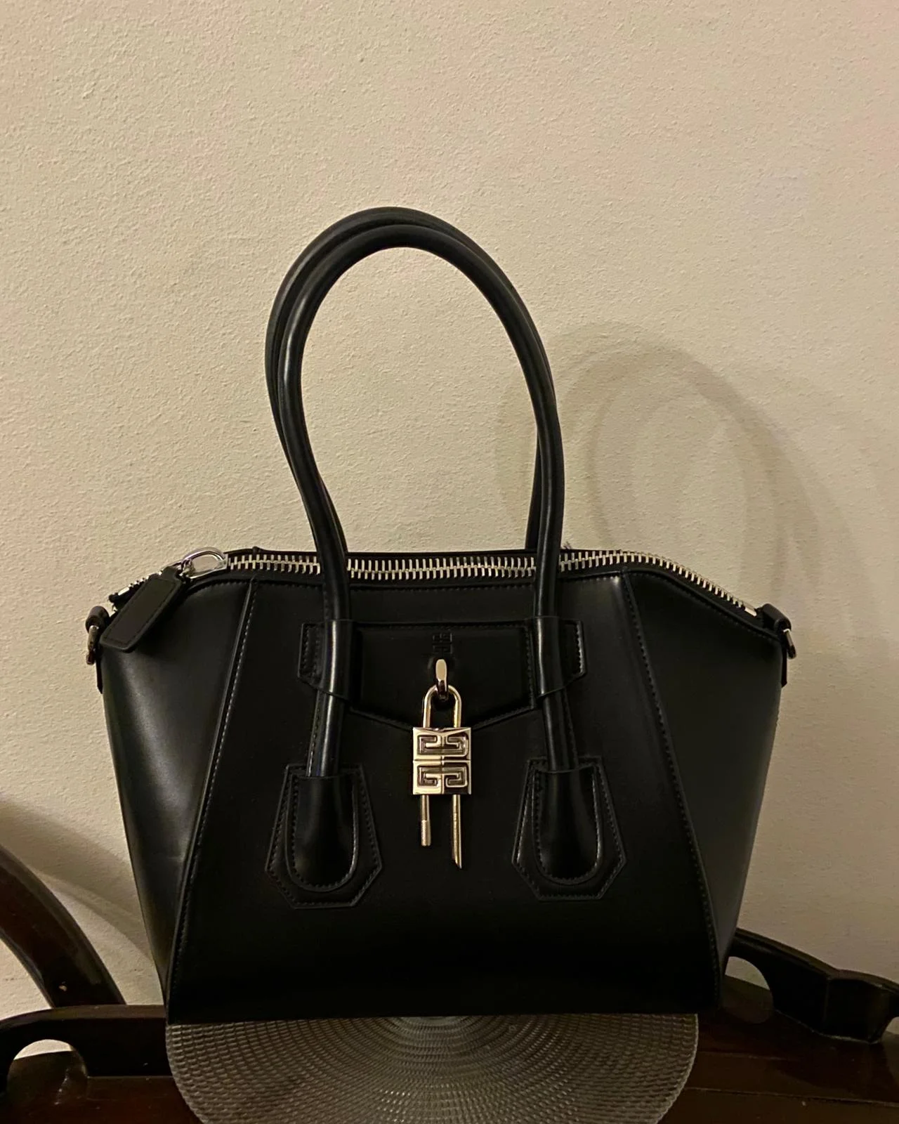 Givenchy Shoulder Bag, size Other, photo 1