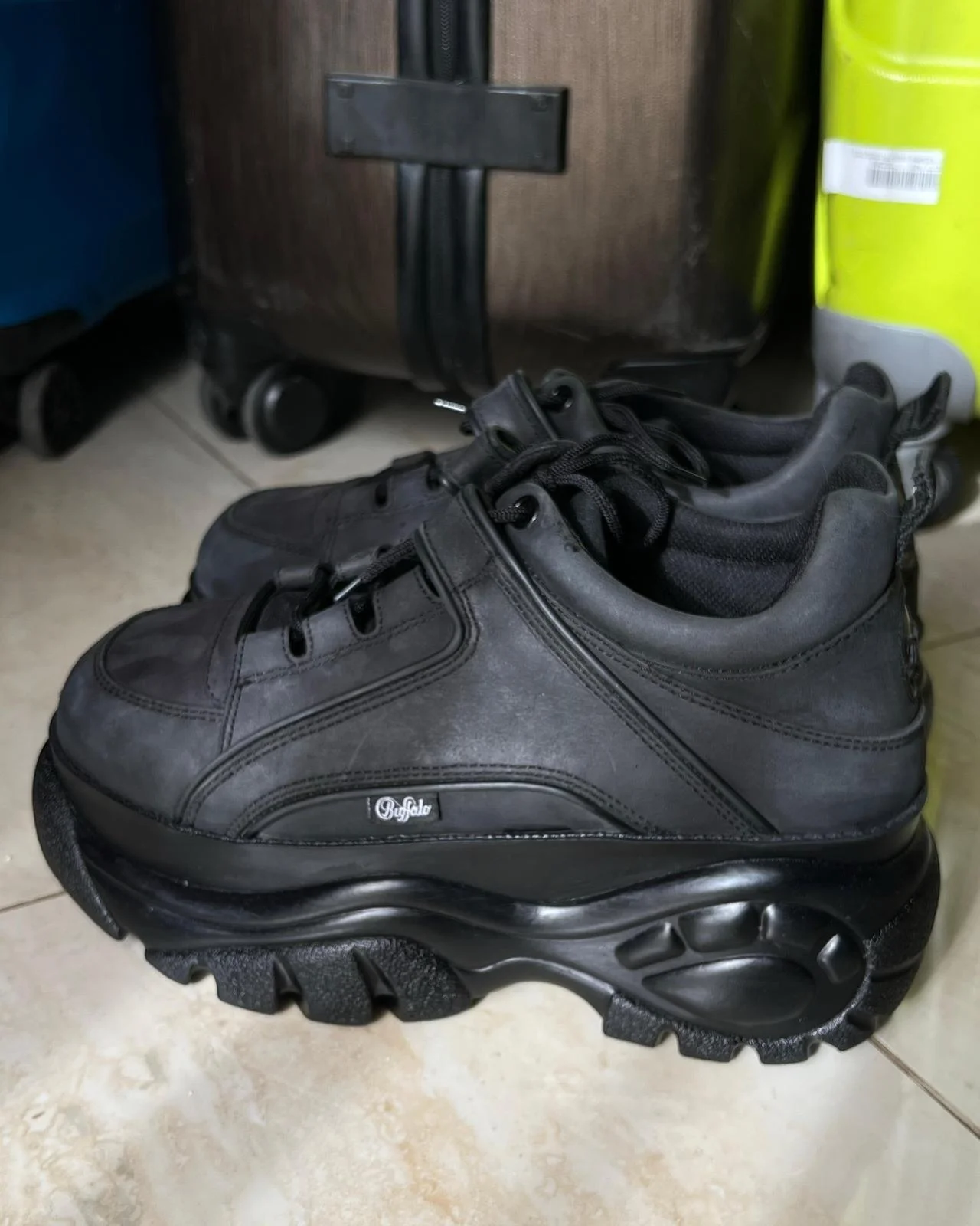 Sneakers, size 39, photo 1