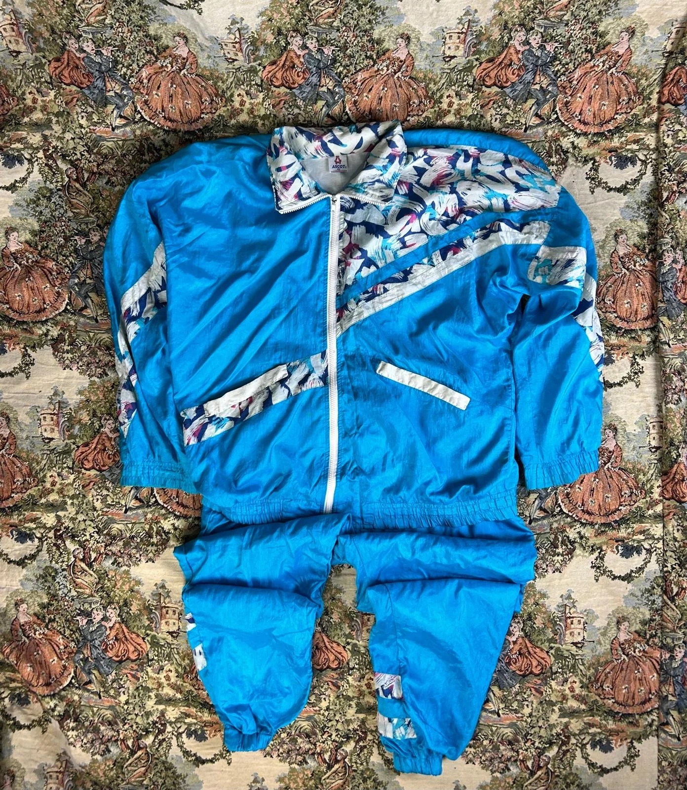 Sweatpants, size L, photo 1