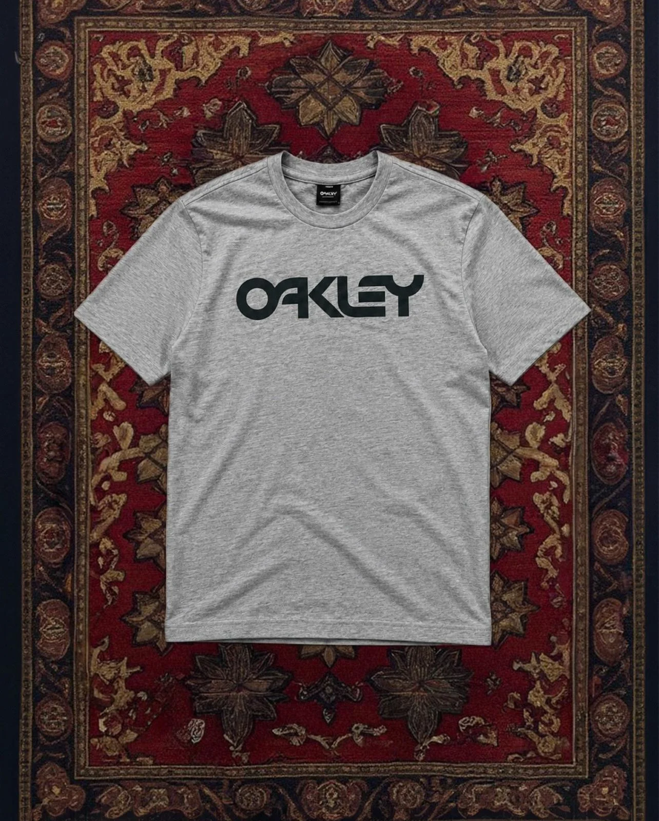 Oakley T-shirts, size L, photo 1