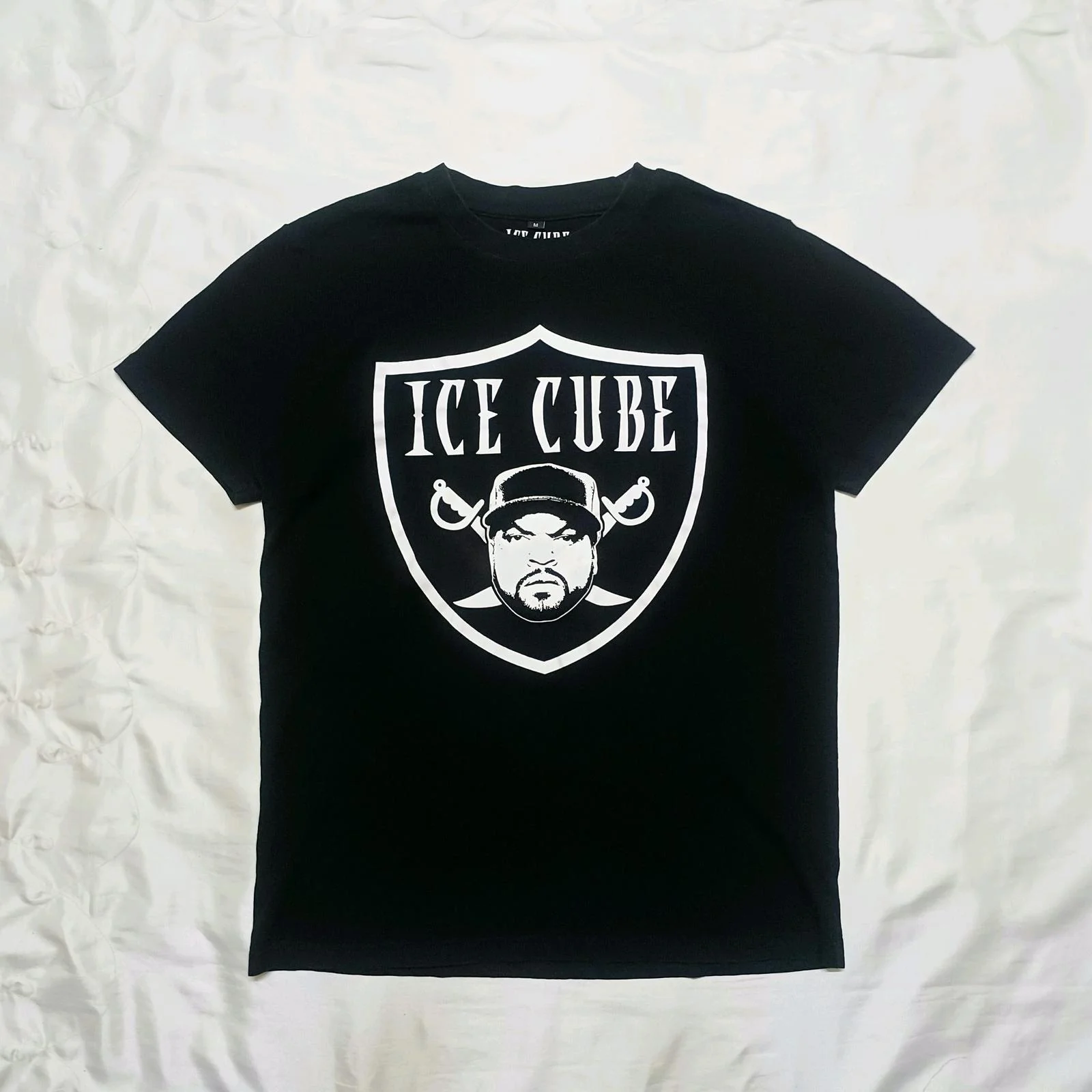 T-shirts, size M, photo 1