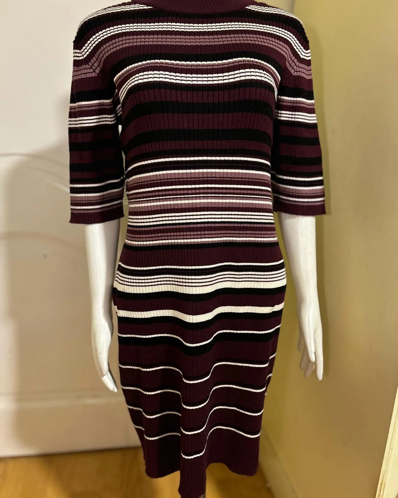 No Boundaries Midi Dresses, size XXXL / 46 / 18, photo 1