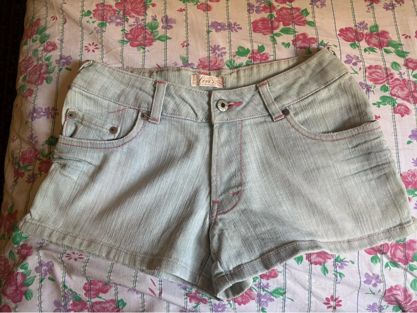Levi's Shorts, size XS / 34 / 6, photo 1