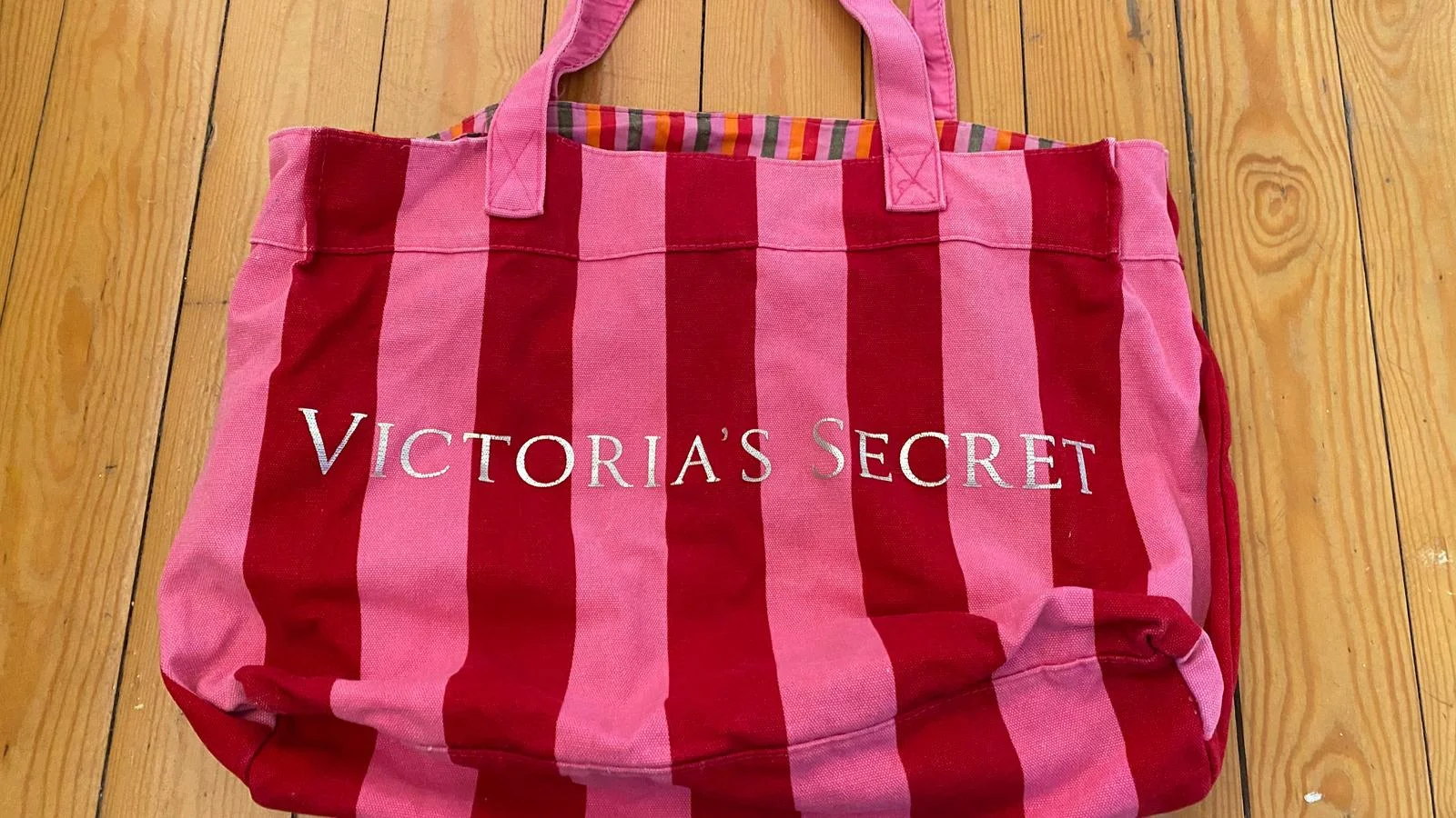 Victoria's Secret Travel Bag, size Other, photo 1