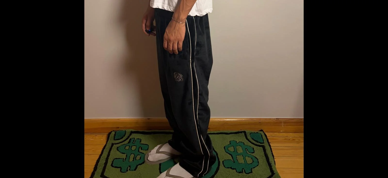 Sweatpants, size M, photo 1