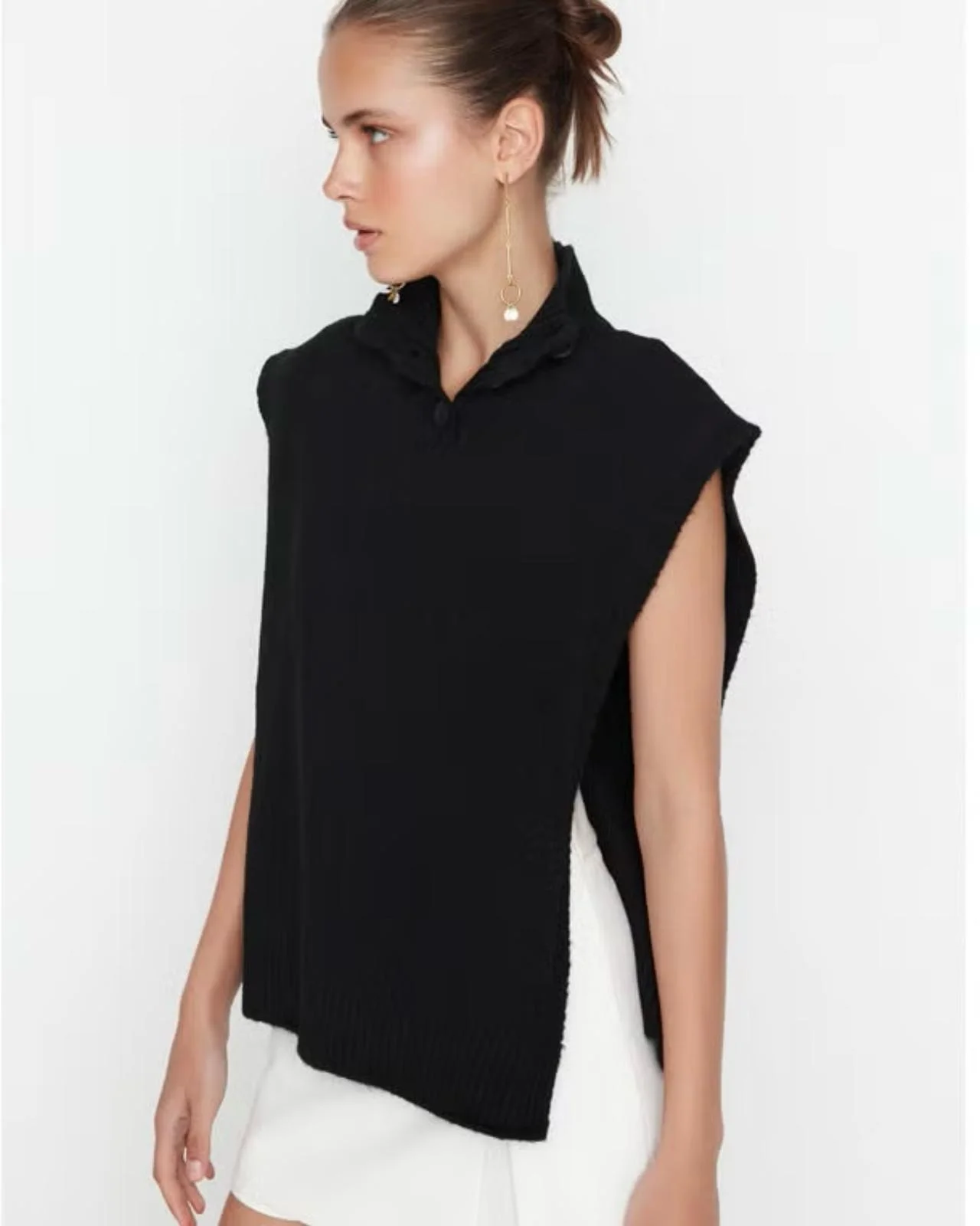 Trendyol Vests, size L / 40 / 12, photo 1