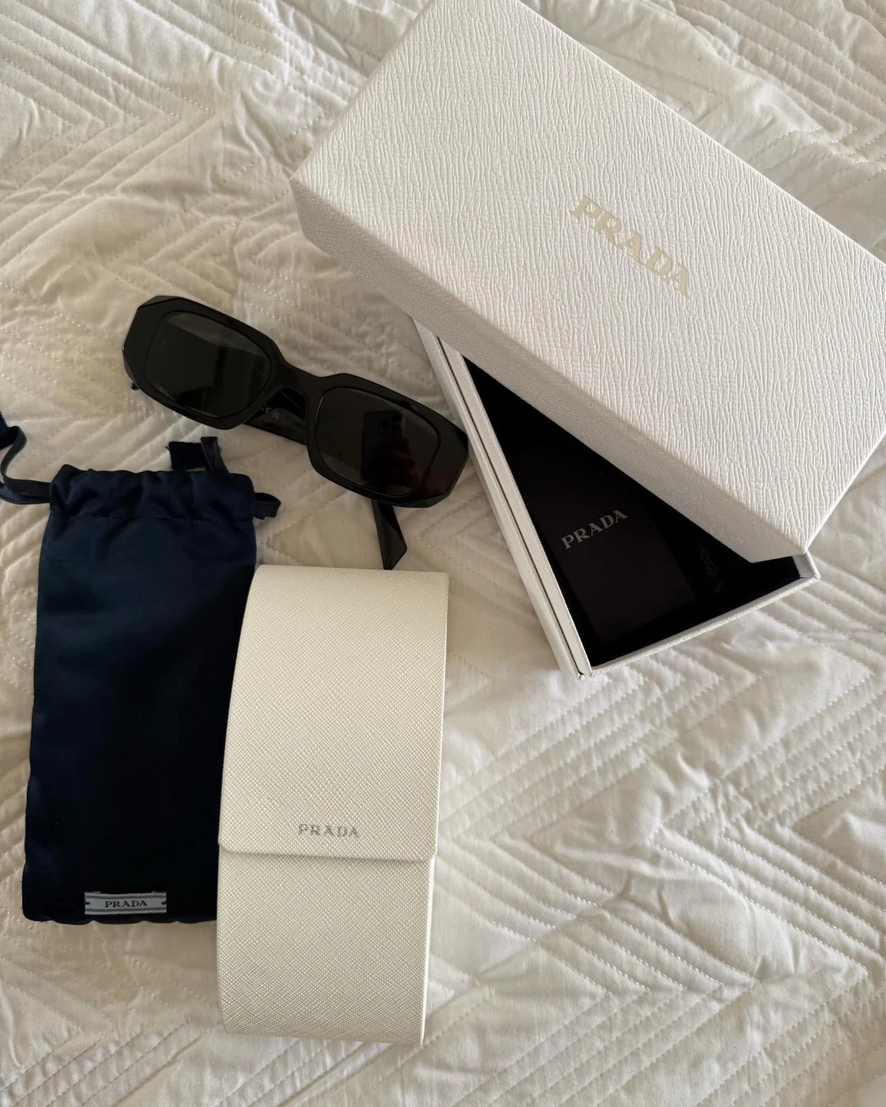 Prada Sunglasses, size One size, photo 1