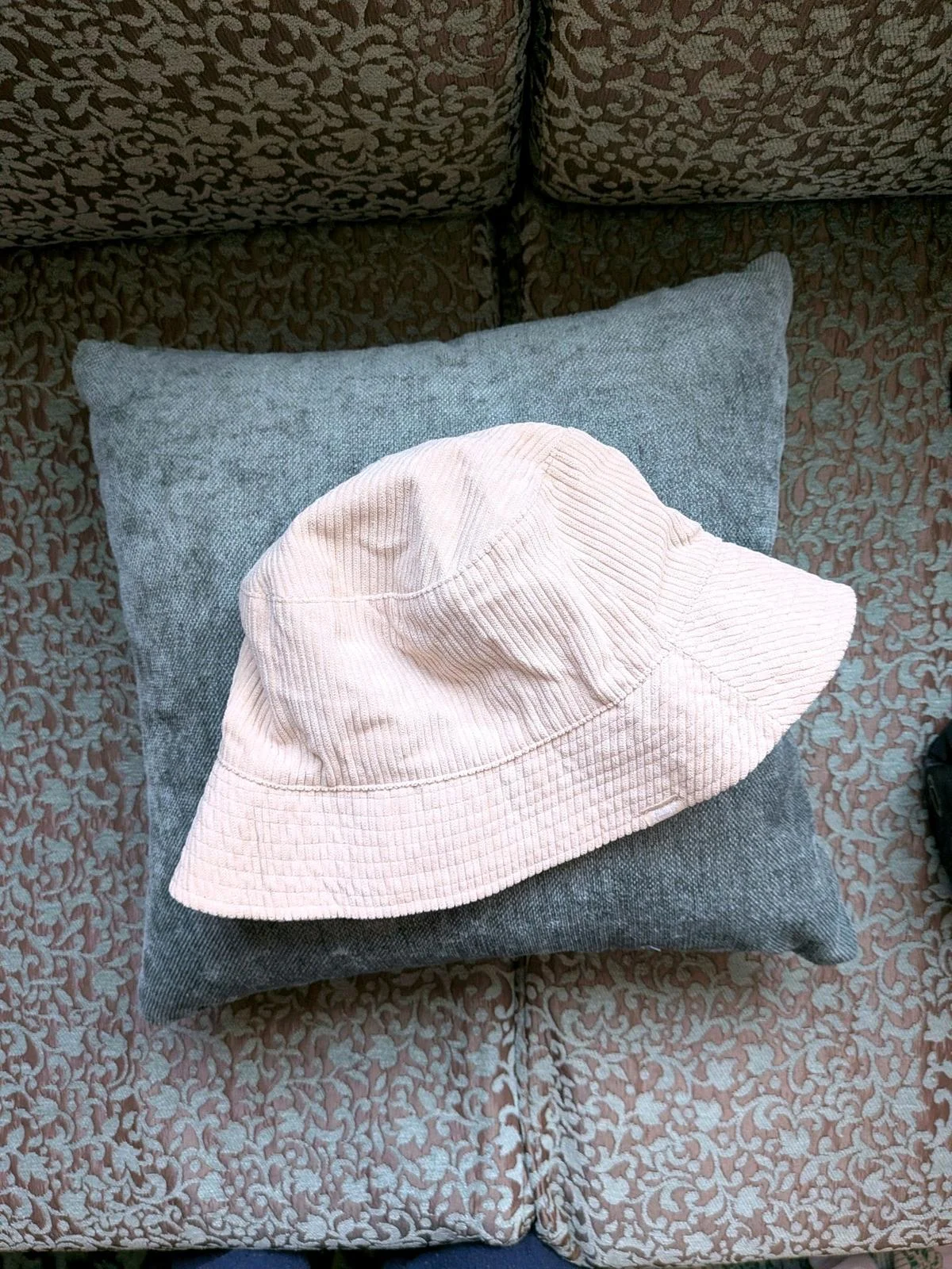 Bershka Hats & Caps, size One size, photo 1