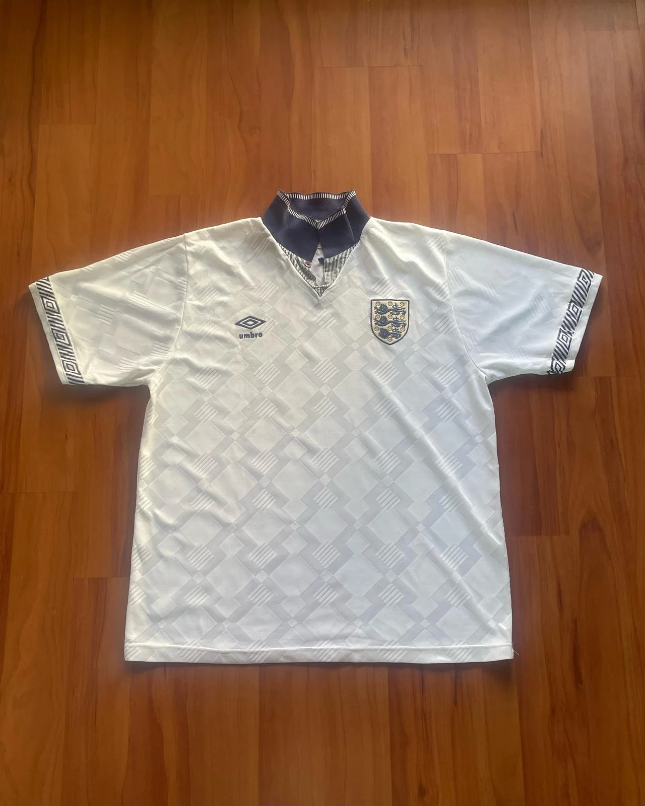 Umbro Short Sleeve Shirts, size M, photo 1
